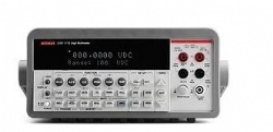 Keithley 2100 系列：6½ 位 USB 万用表