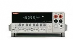 Keithley 2010 系列：配有扫描功能的 7½ 位万用表